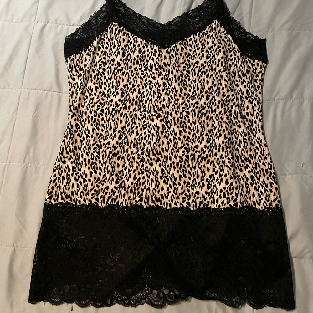 White House Black Market tank top. Size L